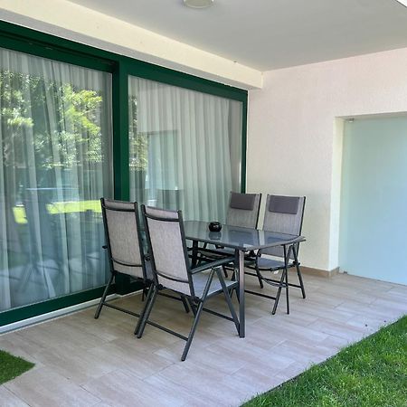 Villa Bauhaus Wellness Apartman Fsz. 1 Siófok Exteriör bild