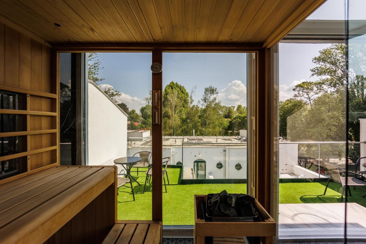 Villa Bauhaus Wellness Apartman Fsz. 1 Siófok Exteriör bild
