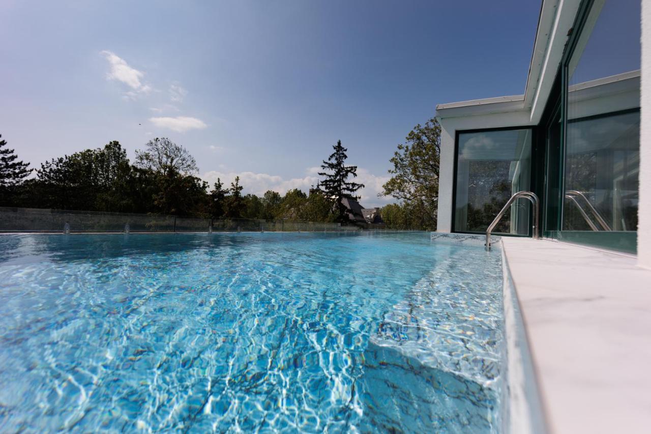 Villa Bauhaus Wellness Apartman Fsz. 1 Siófok Exteriör bild